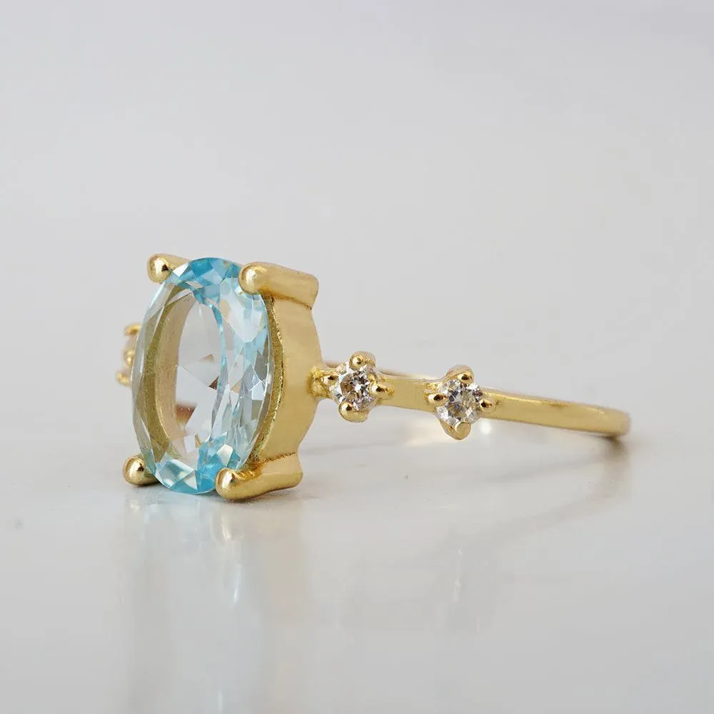 10K Summer Sky Blue Topaz Ring