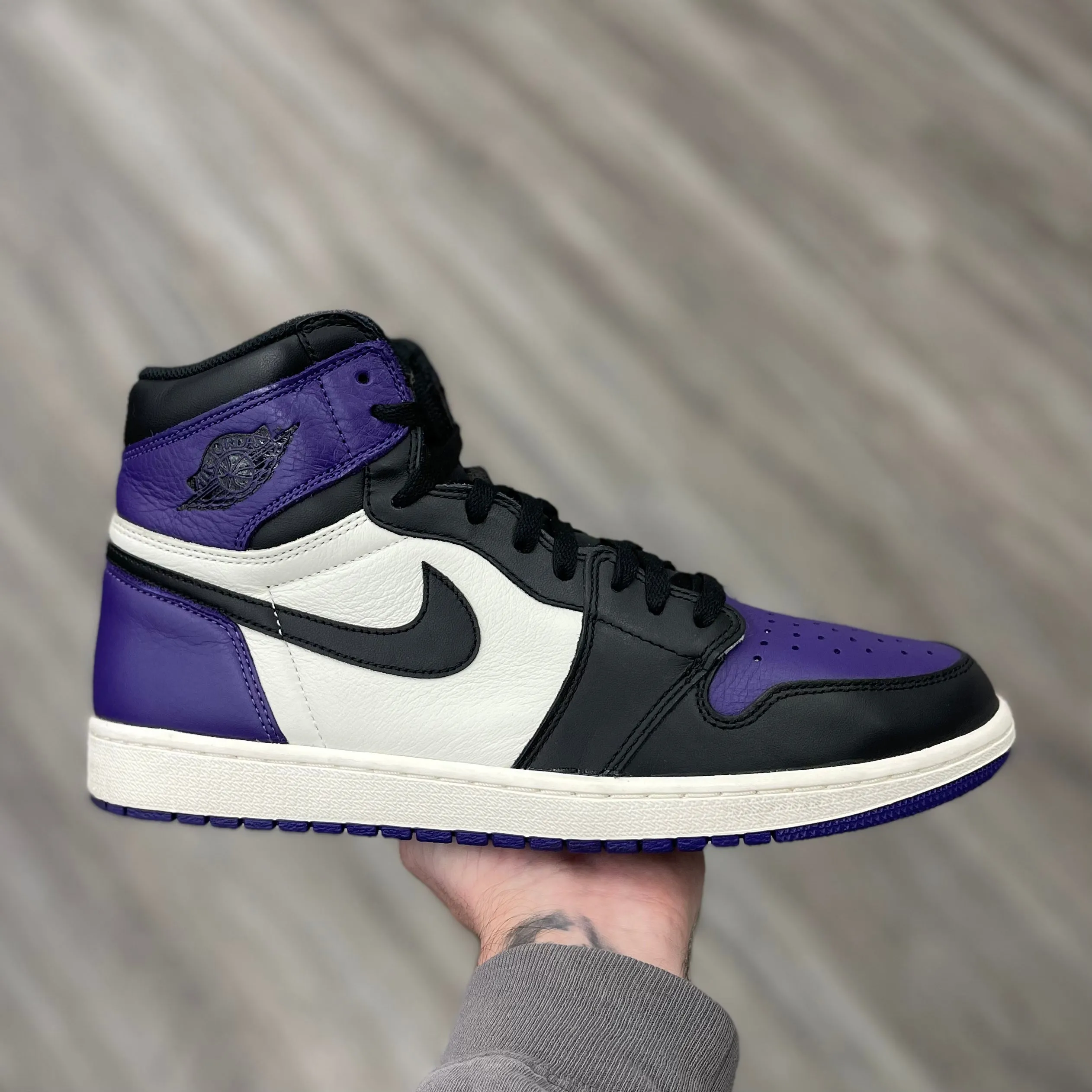 Air Jordan 1 Retro High OG “Court Purple”