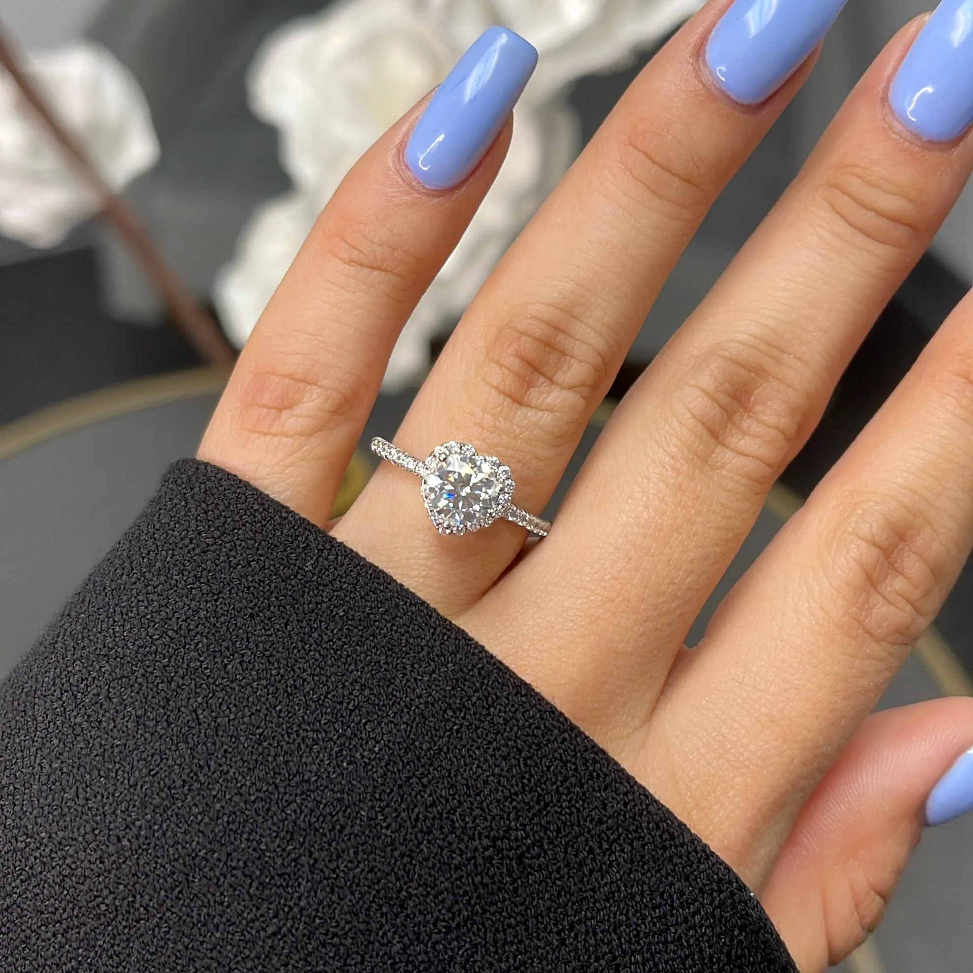 AMOR MOISSANITE RING