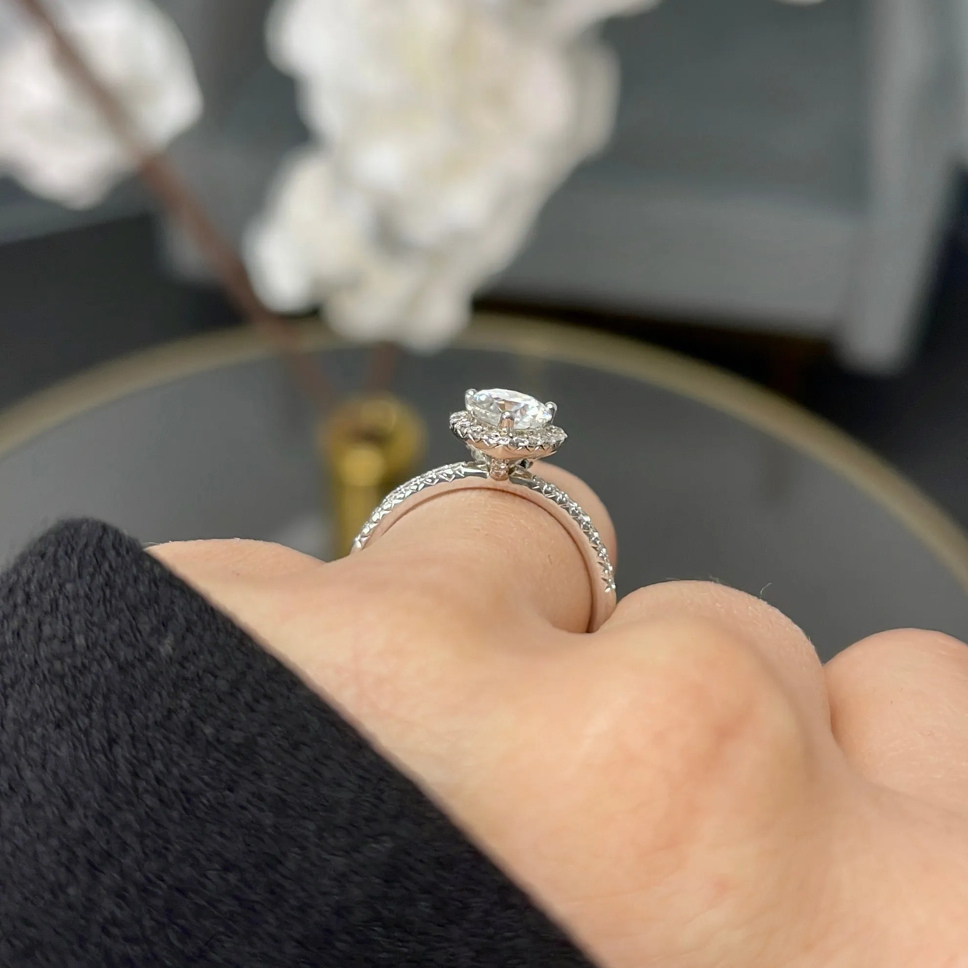 AMOR MOISSANITE RING