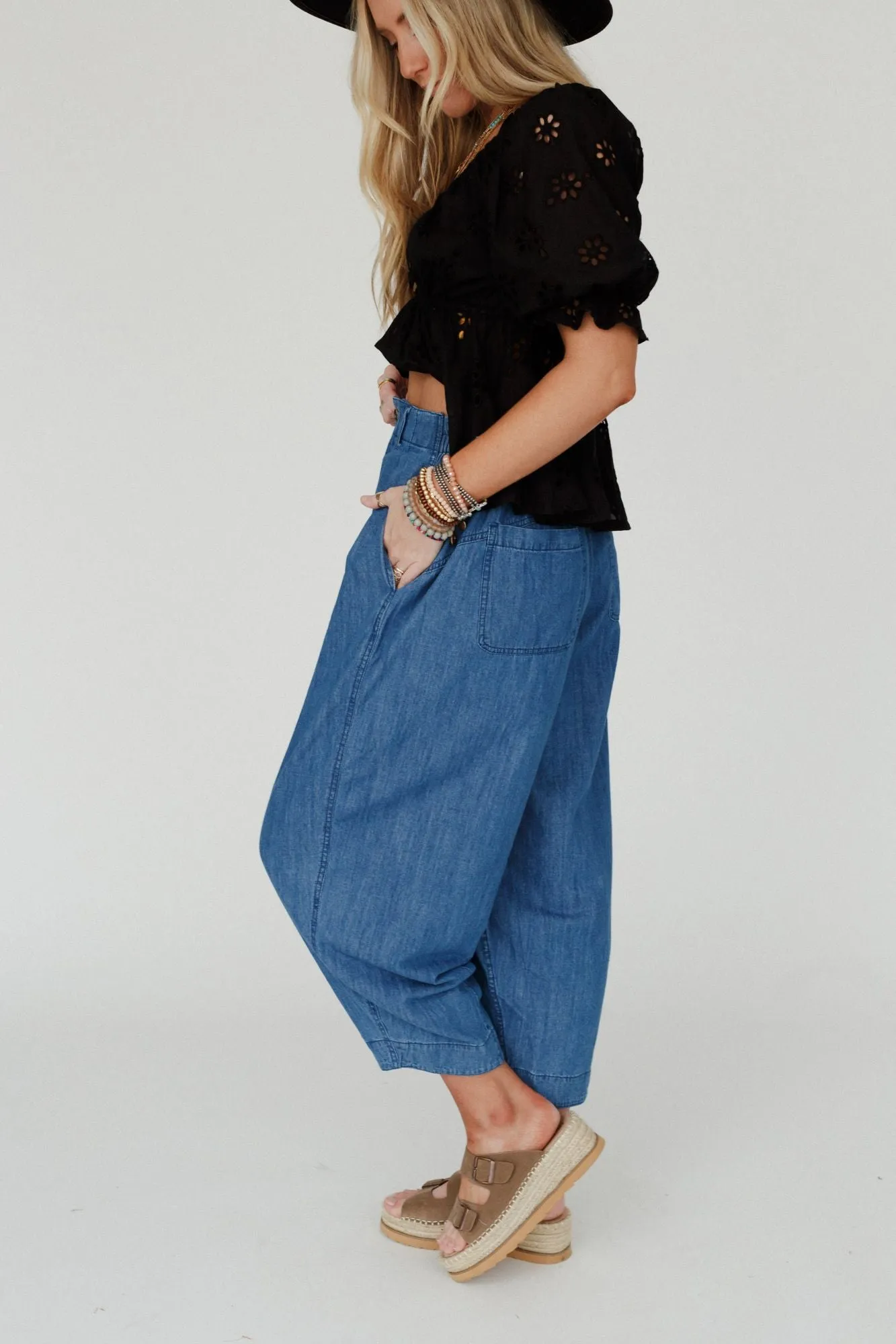 Cool Touch Pleated Pants - Denim