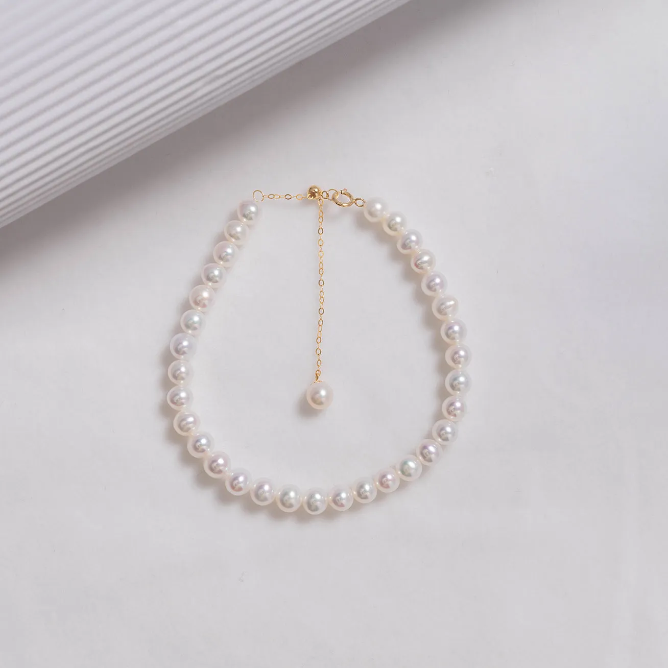 Elegant 18K Solid Gold Freshwater Pearl Bracelet KB00010