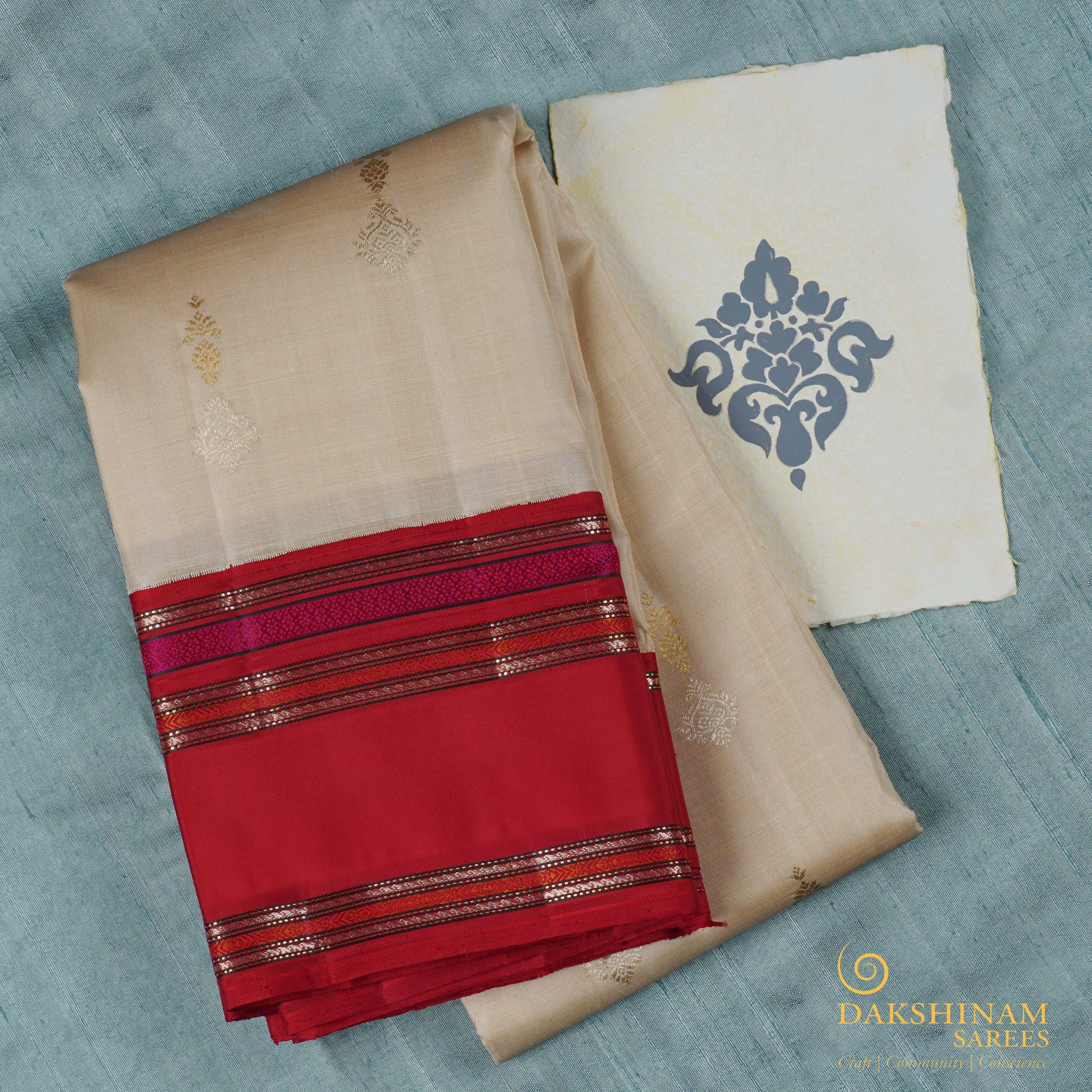 Handwoven Cream with Red Kajivaram Silk Saree - 1570T006354DSC