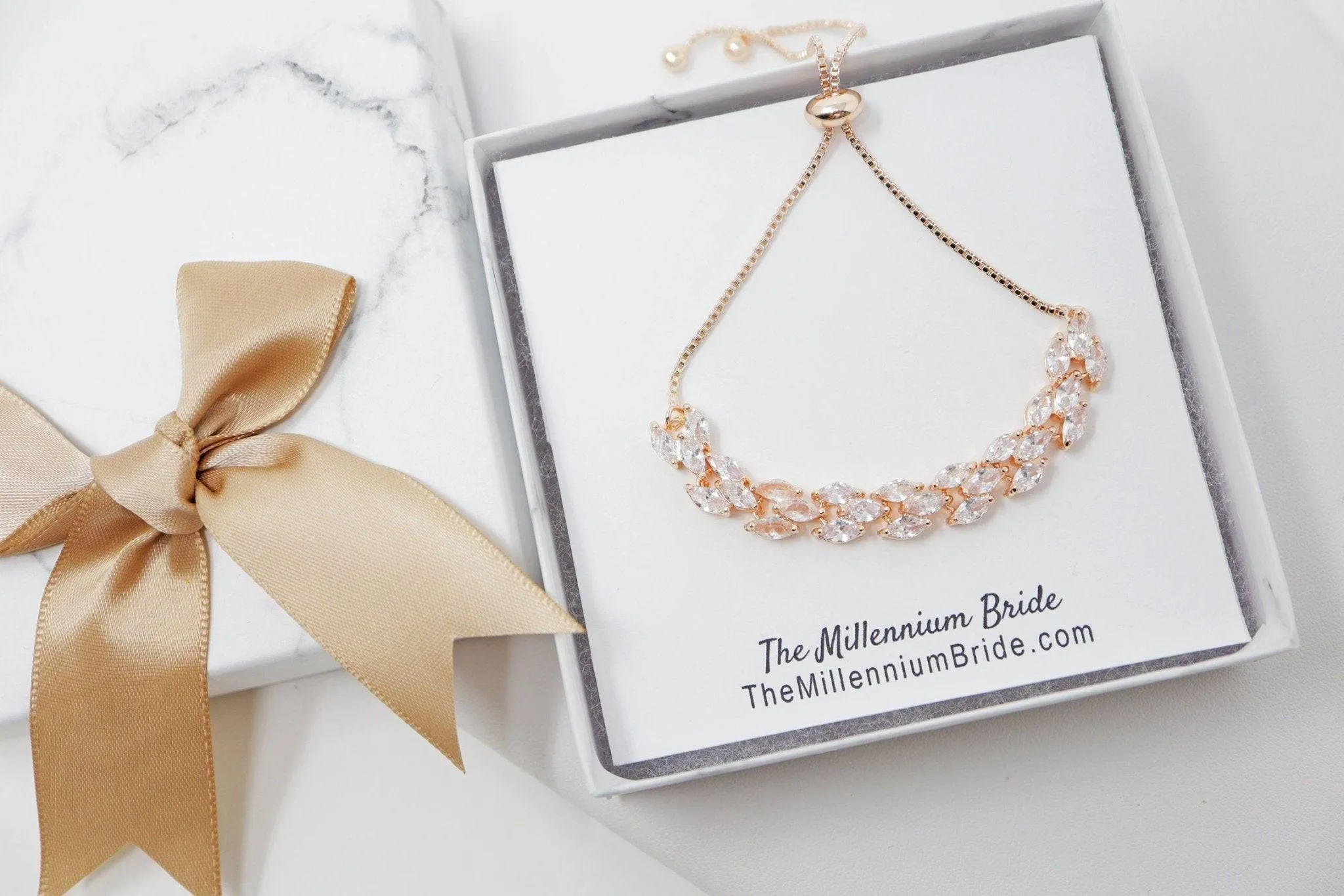 Leaves Dainty Bracelet, Delicate Bracelet, Wedding Bracelet, Bridesmaid Gift, Bride Bracelet, Bridal Bracelet, Diamond bracelet.