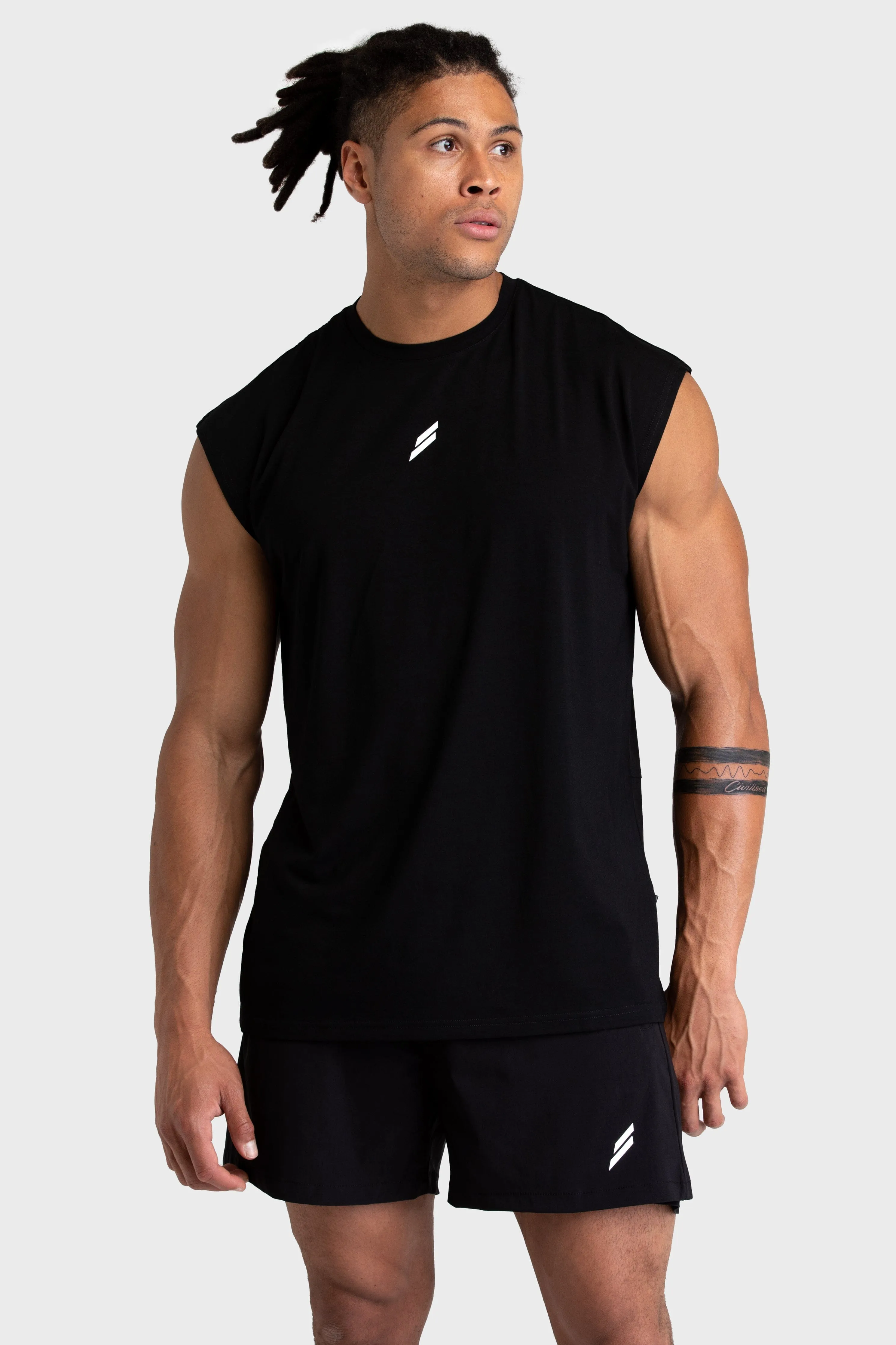 Mark Oversize Cutoff Tank - Black