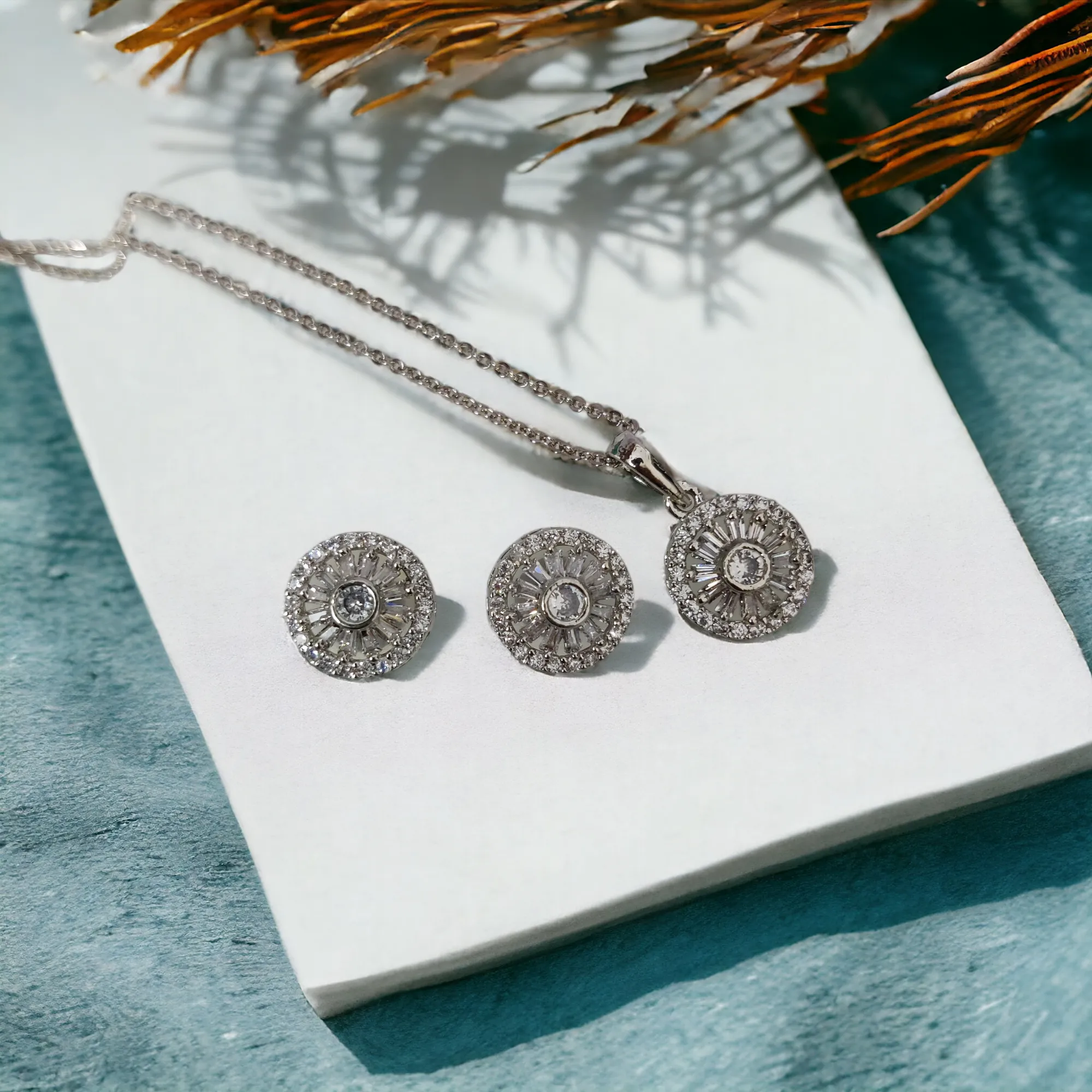 Modern White Locket Set with Geometric Design