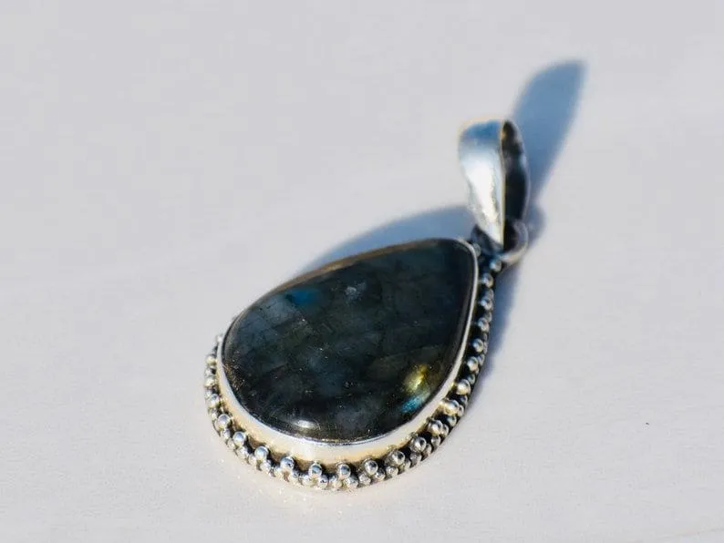 Natural Labradorite Pendant, 925 Sterling Silver Pendant, Artisan Pendant, Labradorite Gemstone, Yellow Fire Stone, Birthstone Pendant