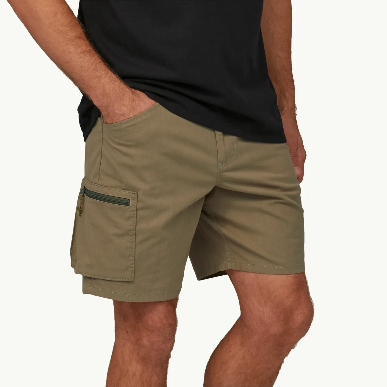 NOMADER SHORTS SAGE KHAKI