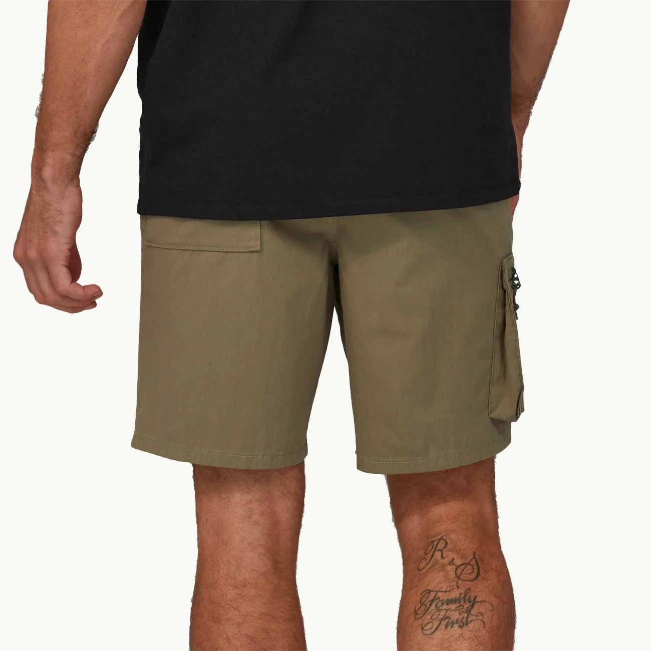 NOMADER SHORTS SAGE KHAKI