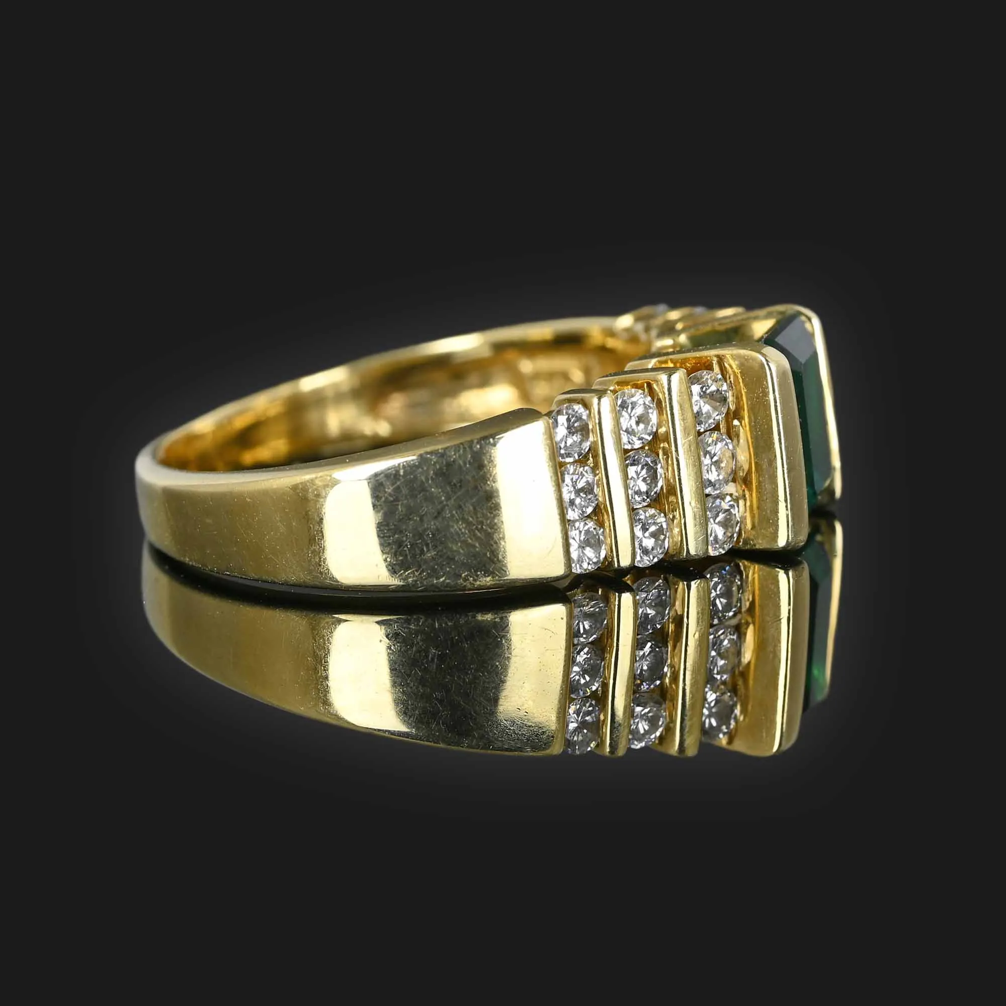 Vintage 14K Gold Emerald and Diamond Ring