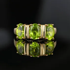 Vintage 14K Gold Three Stone Peridot Ring Band